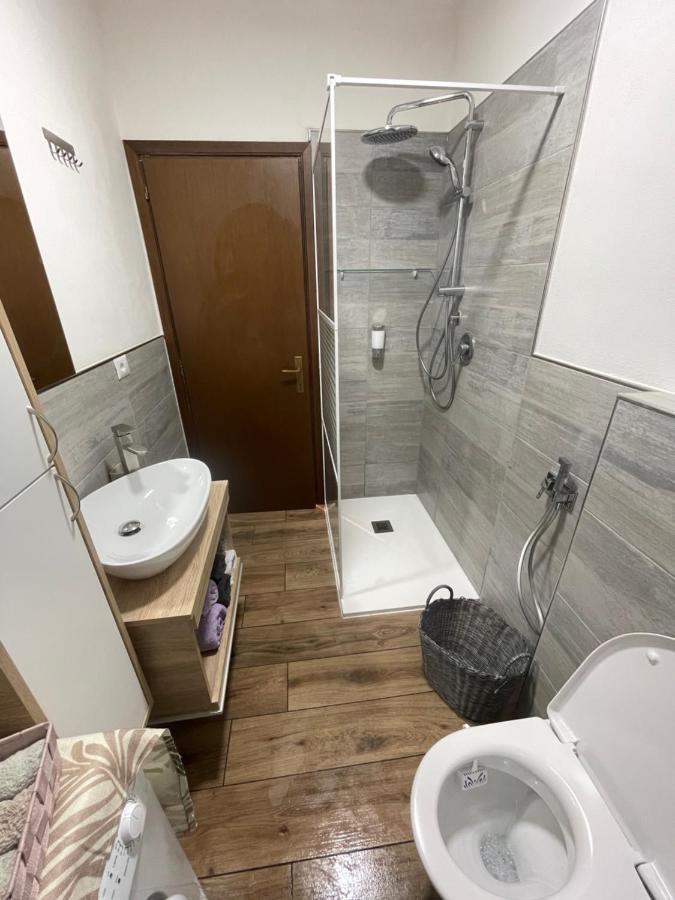 Lake Apartment Ischia Green Tenna Eksteriør billede